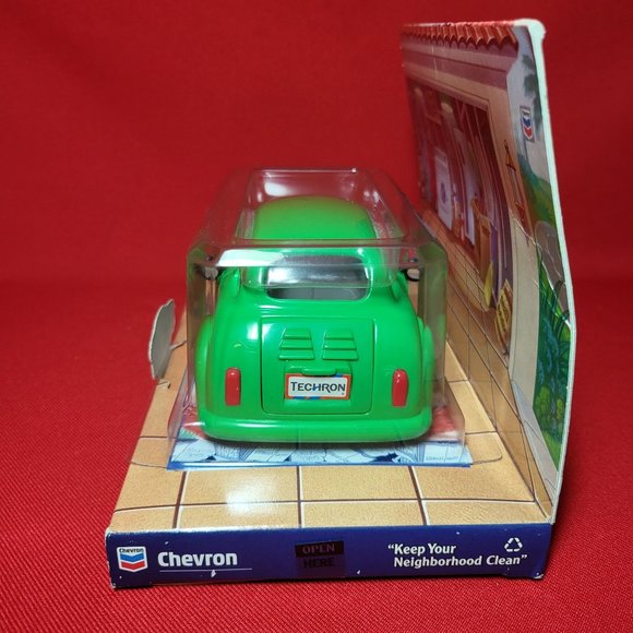 Chevron Cars Kelly Kompact Green Door Coupe 1998 Collectible Toy - Picture 13 of 13